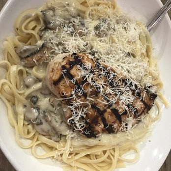 Rocking V Cafe - Chicken Alfredo - New American Near Me - Kanab, Utah Rocking V Cafe - Chicken Alfredo - New American Near Me - Kanab, Utah