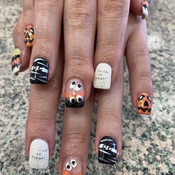 Elegant Nail - Lisa is the best! $65 for gel fill and color design - Nail Salons Near Me - Las Vegas, Nevada