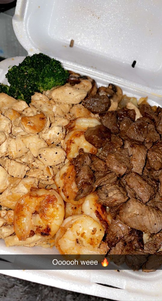 YOSHI HIBACHI GRILLE Updated September 2024 12 Reviews 26035 Greenfield Rd, Southfield