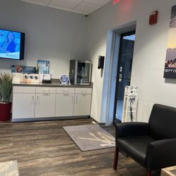 Annandale EyeCare - Lobby
