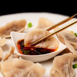 Kusan Bazaar | Silk Road Grill & Noodles 龟兹集市