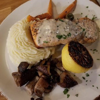 Good Times Cafe - Salmon dinner - American Near Me - Cabazon, California