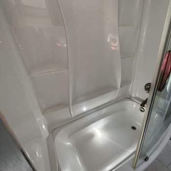 Grace Home Cleaning - Bathtub completely cleaned - Home Cleaning Near Me