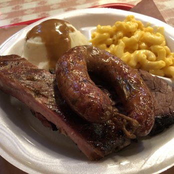 Black's Barbecue Lockhart - Barbeque Near Me - Lockhart, Texas Black's Barbecue Lockhart - Barbeque Near Me - Lockhart, Texas