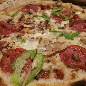 Blaze Pizza - White sauce, original dough, bacon, chicken, salami, mushrooms, green peppers - Salad Near Me - Clark, New Jersey Blaze Pizza - White sauce, original dough, bacon, chicken, salami, mushrooms, green peppers - Salad Near Me - Clark, New Jersey