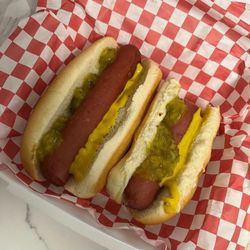 Big Dawgs Hot Dogs - Wonderful Hot Dogs