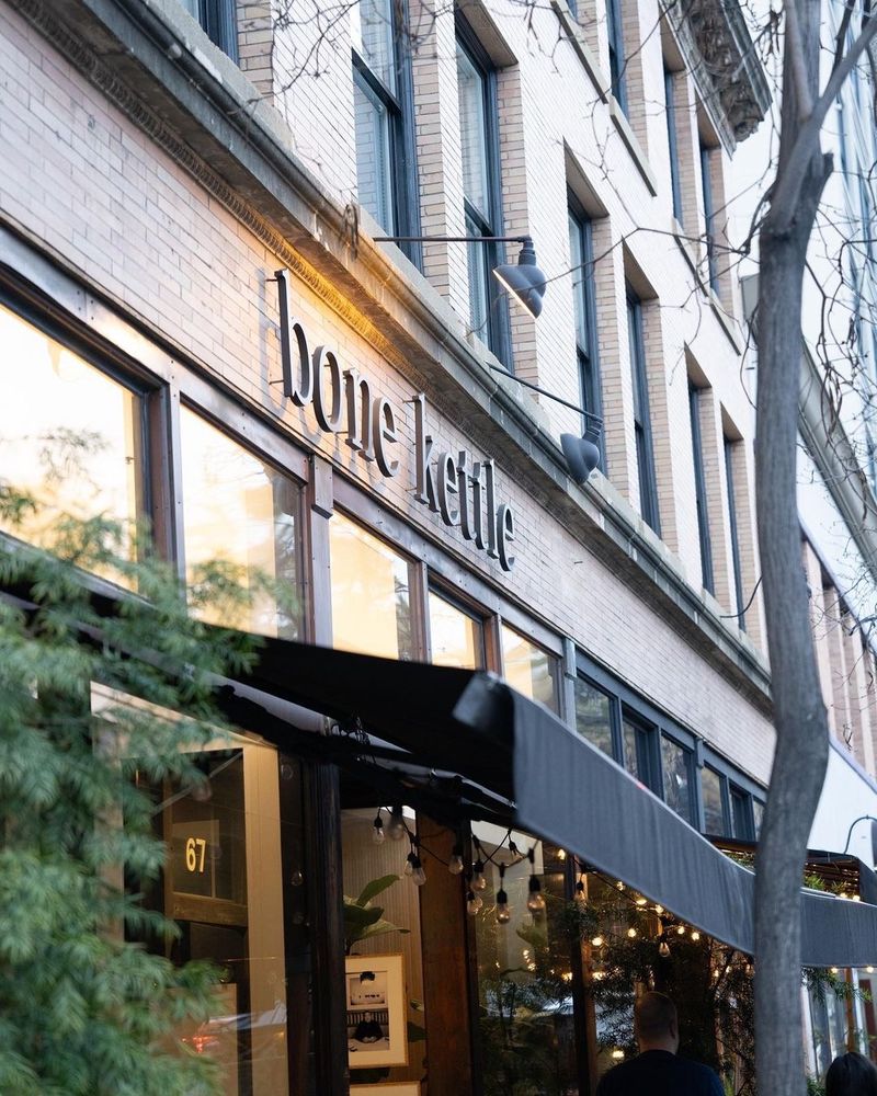 Bone Kettle