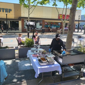 Mantra India - Outdoor seating, dosa station. - Indian Near Me - Mountain View, California