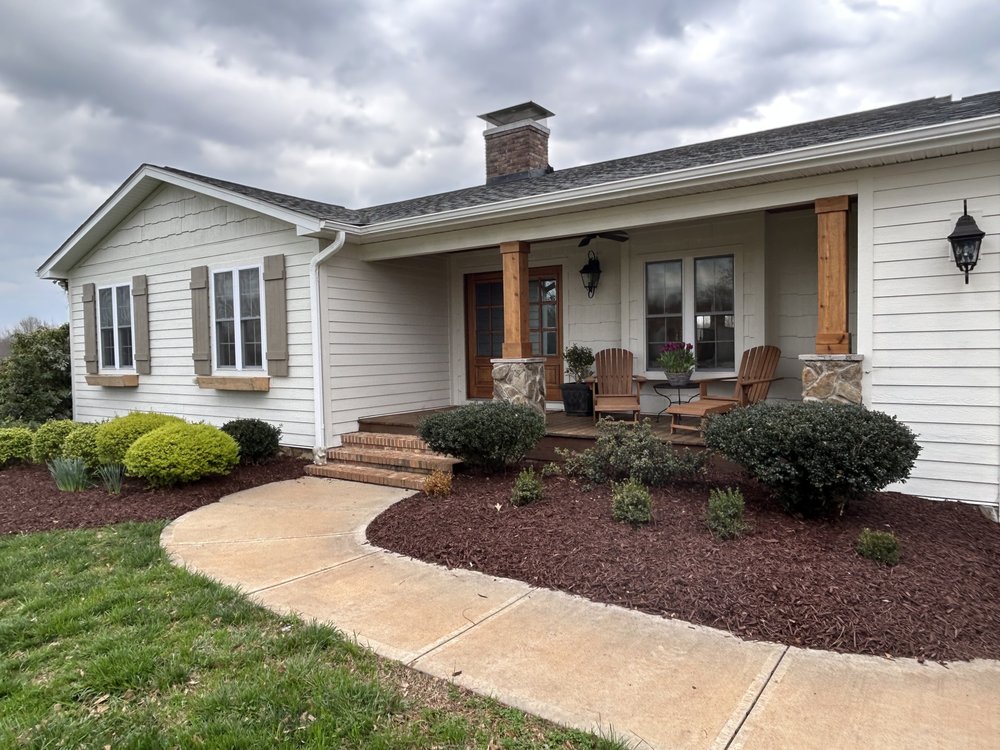 Slide of Clines Custom Carpentry and Cleaning