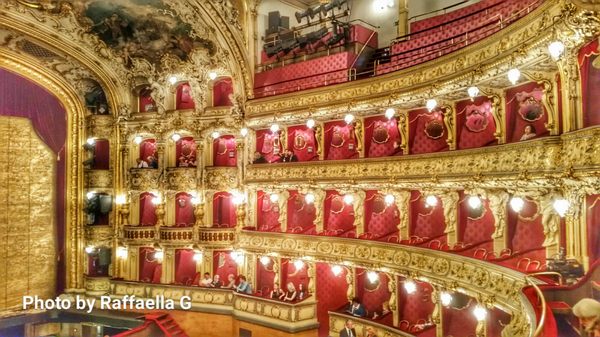 State Opera by null