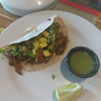 Vegan Planet - al pastor tacos - Gluten-Free Near Me - Cancún, ROO Vegan Planet - al pastor tacos - Gluten-Free Near Me - Cancún, ROO