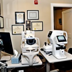 Coastal Eye & Wellness - State-of-the-art Equipment.
