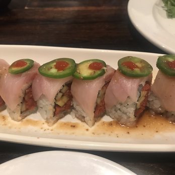 Chobop - red hot chilli Red Hot Chili Pepper Roll - Sushi Bars Near Me - Costa Mesa, California