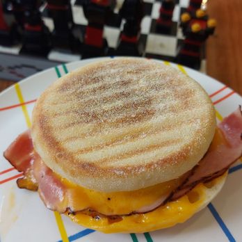 Comma Cafe - Breakfast muffin - Cafes Near Me - Vancouver, British Columbia