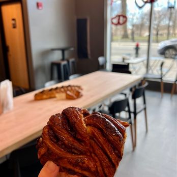 Bakey - Chocolate babka - Bakeries Near Me - Boston, Massachusetts