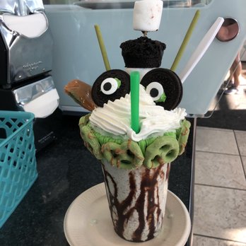 Scoops & Bites - Monster super shake! So good! - Ice Cream & Frozen Yogurt Near Me - Bremerton, Washington