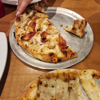 Pizza Carrello - Pizza Near Me - Gillette, Wyoming