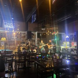 Kat's Bar & Grille - Live music! Awesome band.