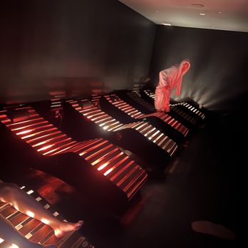 Strøm Spa Nordique - heated chairs - Day Spas Near Me - Quebec City, Quebec Strøm Spa Nordique - heated chairs - Day Spas Near Me - Quebec City, Quebec