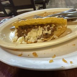 Mi Pueblo Mexican Restaurant - Server did not check on us...taco was cold.