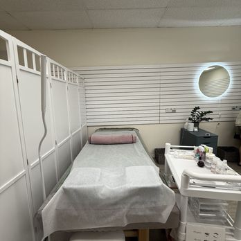 Shine Lash Beauty - Eyelash Service Near Me - Lake Forest, California Shine Lash Beauty - Eyelash Service Near Me - Lake Forest, California