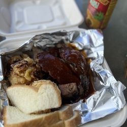 D Green's BBQ