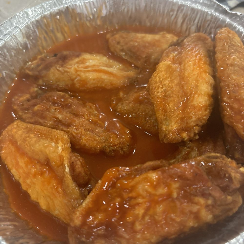 Bens Pizza - Medium Wings - Pizza Near Me - Surprise, Arizona Bens Pizza - Medium Wings - Pizza Near Me - Surprise, Arizona