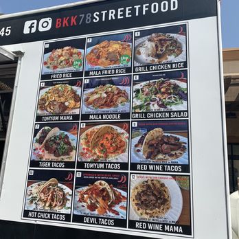 Desert Hills Premium Outlets - False advertisement. Food does not look like this - Shopping Centers Near Me - Cabazon, California
