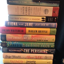 The Book Bin - Corvallis - I went to The Book Bin and came home with waaaaay more than I planned.