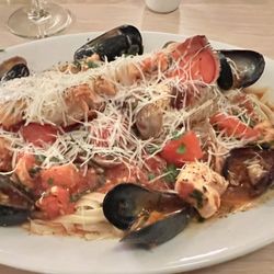 Neroli Ristorante - Similar to a seafood cioppino I forgot the name absolutely excellent