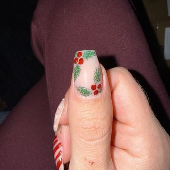 Crystal's Nails & Spa - Nail Salons Near Me - Lakeside, California