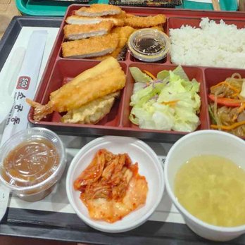 SGD Tofu & BBQ Restaurant - Tonkatsu Pork Katsu Bento / 돈까스 벤또 - Korean Near Me - Niles, Illinois SGD Tofu & BBQ Restaurant - Tonkatsu Pork Katsu Bento / 돈까스 벤또 - Korean Near Me - Niles, Illinois