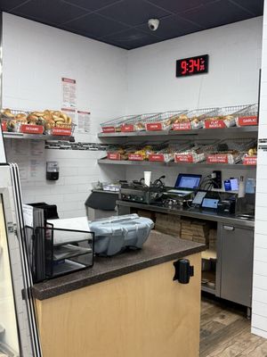 Baker’s Dozen Bagels by null