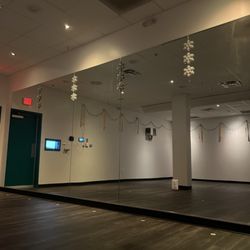 YogaSix - Woodbridge