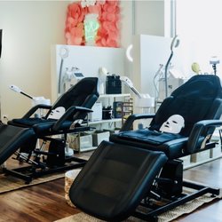 CBQ Facial Beauty Bar