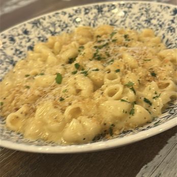 The Hampton Social - Orlando - WHITE TRUFFLE MAC - Seafood Near Me - Orlando, Florida