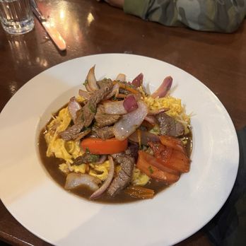 Tumi Peruvian Restaurant - Fettuccine a la Huancaina con Lomo Saltado - Peruvian Near Me - Canton, Georgia Tumi Peruvian Restaurant - Fettuccine a la Huancaina con Lomo Saltado - Peruvian Near Me - Canton, Georgia