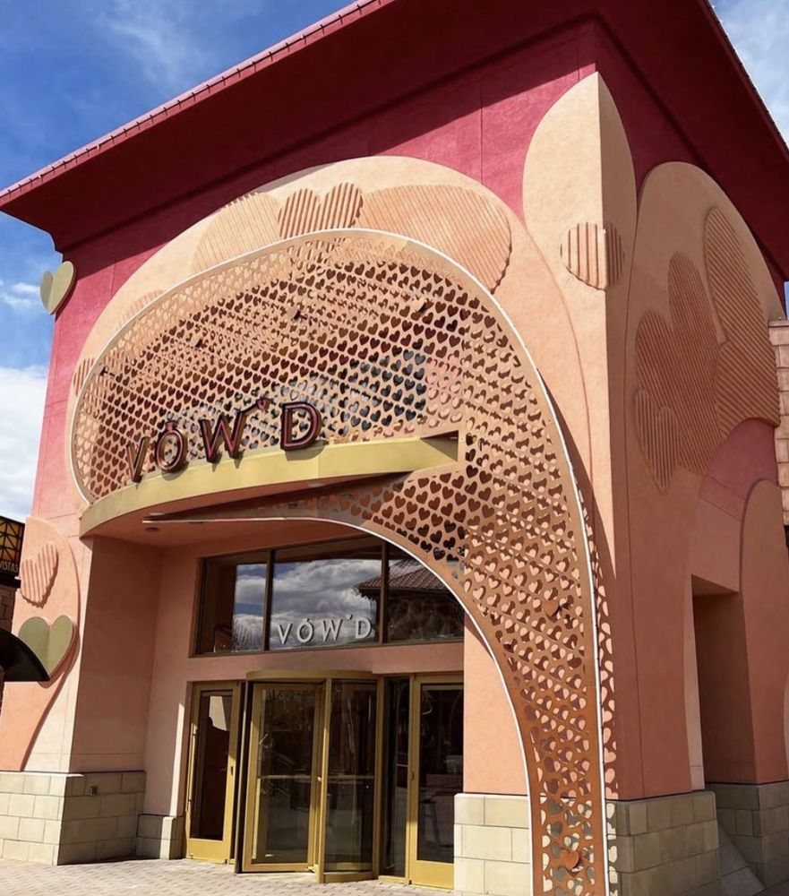 VOW D Near You At 8423 Park Meadows Center Dr Lone Tree Colorado photo-entry-lone-tree-mall-and-literary-walk
