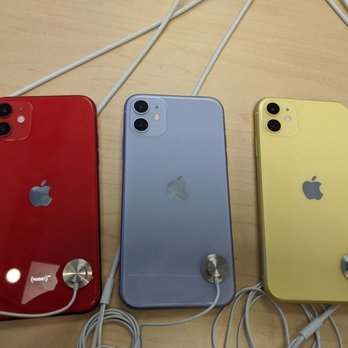 Apple Freehold Raceway Mall - Narrowing it down to these three colors. - Computers Near Me - Freehold, New Jersey Apple Freehold Raceway Mall - Narrowing it down to these three colors. - Computers Near Me - Freehold, New Jersey