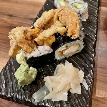 EBESU Robata & Sushi - Soft shell crab roll - Sushi Bars Near Me - Plano, Texas