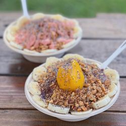 Kalalea Juice Hale - Original acai bowl with mango sorbet
