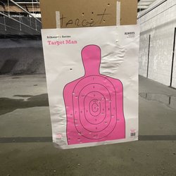 Franks Gun Shop Double Tap Shooting Range - Target practice