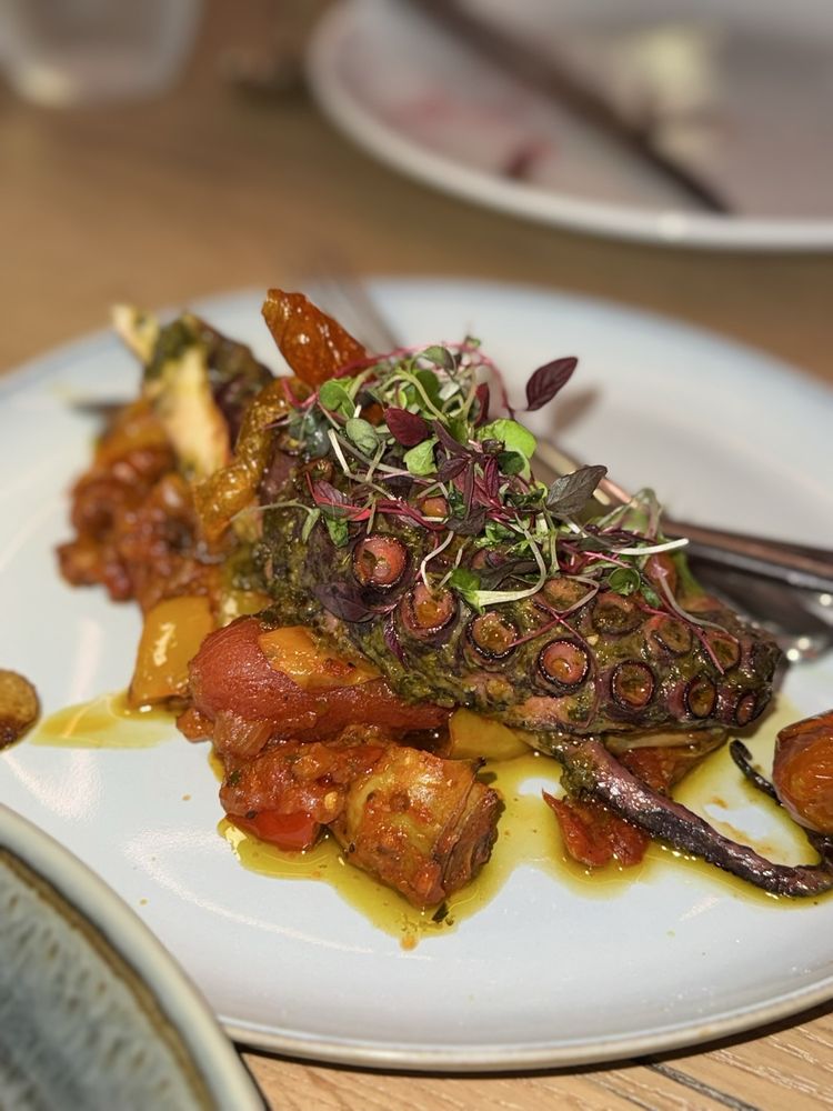 Petros82 Restaurant Don Mills