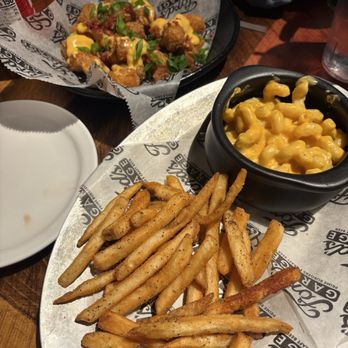 Ford's Garage Lexington - Comfort Food Near Me - Lexington, Kentucky