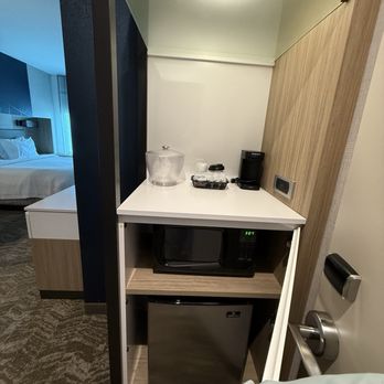 SpringHill Suites Austin North - Mini fridge, microwave, coffee nook - Hotels Near Me - Austin, Texas