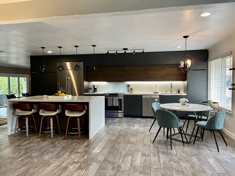 Slide of Expert Home Builders