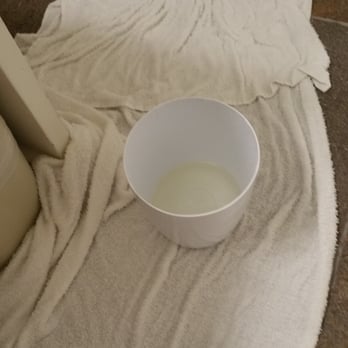 Kings Inn San Diego - The bucket and towels we put down at 3:30 am for the water leaking from the ceiling. - San Diego, CA
