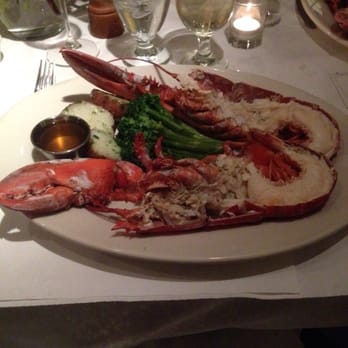 Hemmingway's Bistro - Lobster!!!!!! - Breakfast & Brunch Near Me - Oak Park, Illinois