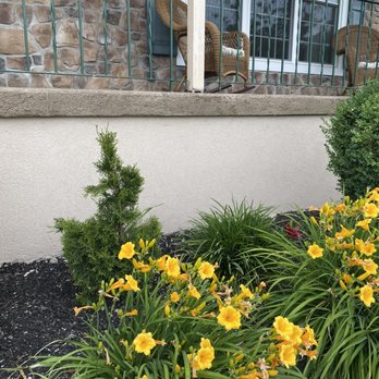 Rod's Stucco Remediation - Front porch, retaining wall, which wraps around the house - Stucco Services Near Me Rod's Stucco Remediation - Front porch, retaining wall, which wraps around the house - Stucco Services Near Me