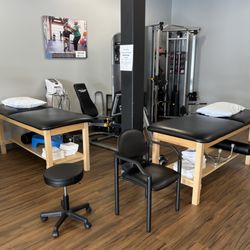 Ivy Rehab HSS Physical Therapy Center of Excellence